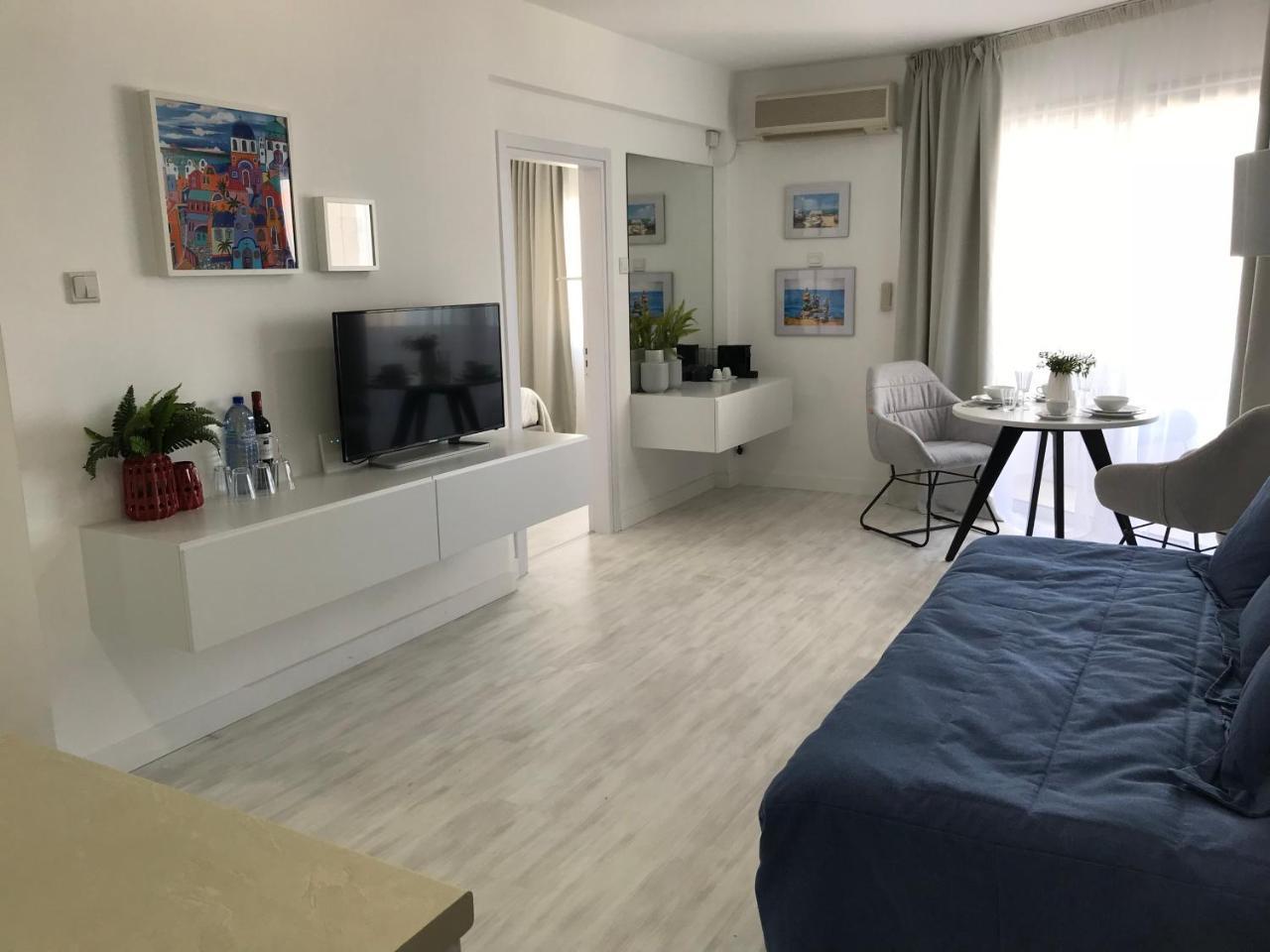 Sea View Holiday Apartment Ларнака Экстерьер фото