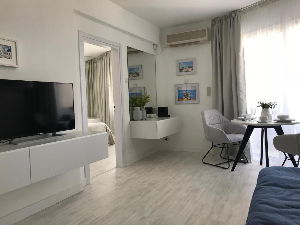 Sea View Holiday Apartment Ларнака Экстерьер фото